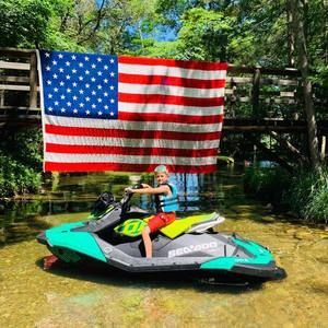 Meet your Posher, Tony